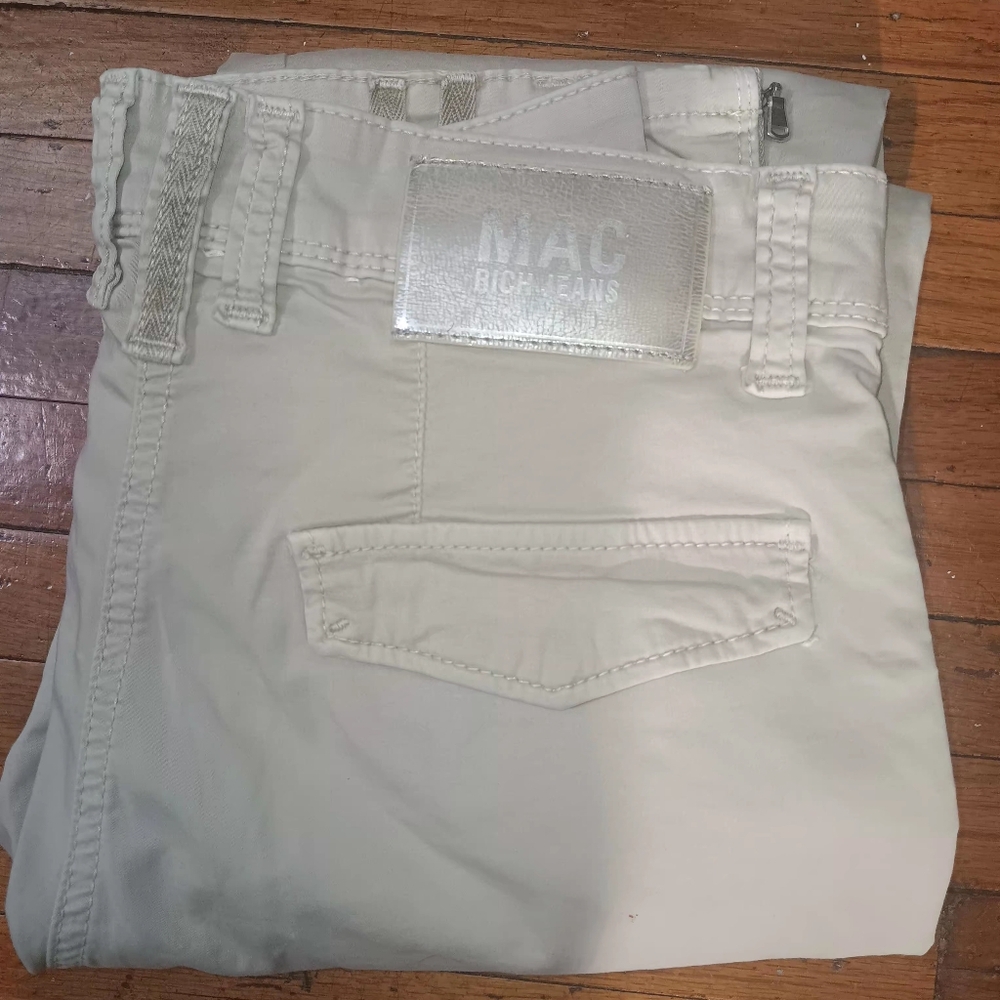 MAC Rich Jeans Cargo Cotton Pants in Light Beige